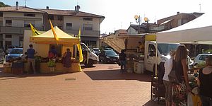 foto mercato Montecchio